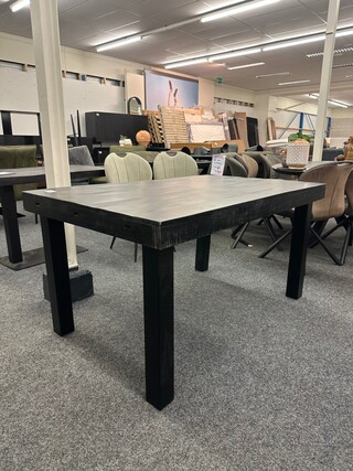 Eetkamertafel Rowan 145cm, Mango, zwart
